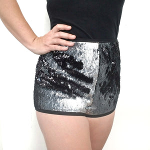 High rise booty shorts Shiny Black/ Matte Grey